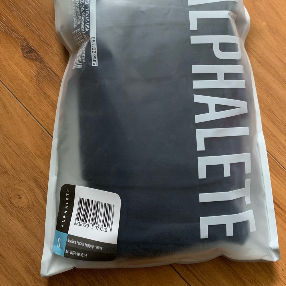 Alphalete Surface Pocket Leggings